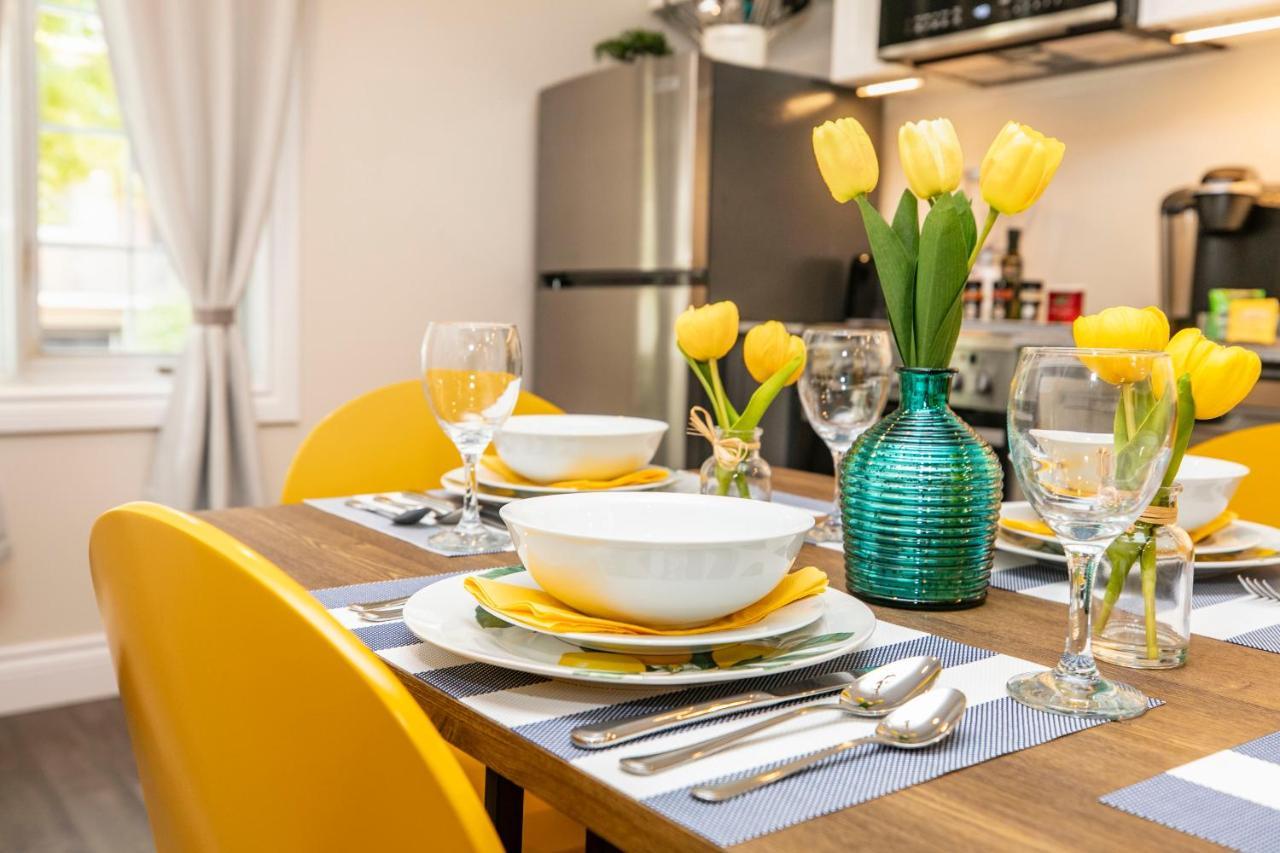 Luxury 1Br With King Bed - Steps From Byward Market! Apartment Ottawa Ngoại thất bức ảnh