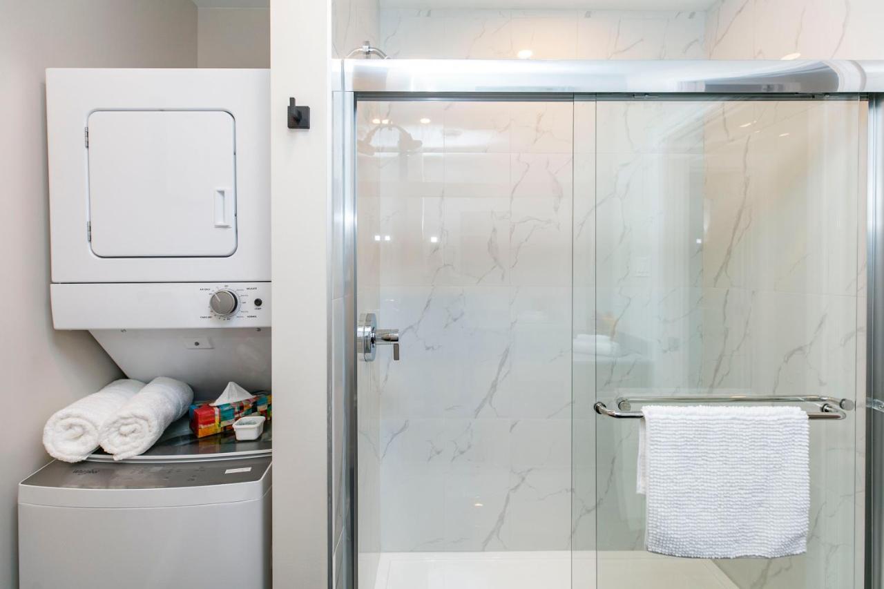 Luxury 1Br With King Bed - Steps From Byward Market! Apartment Ottawa Ngoại thất bức ảnh